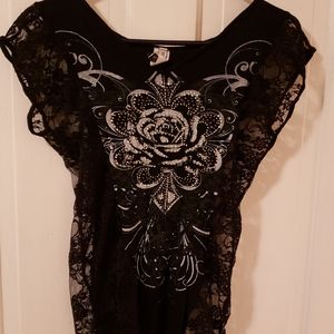 Beautiful side lace top